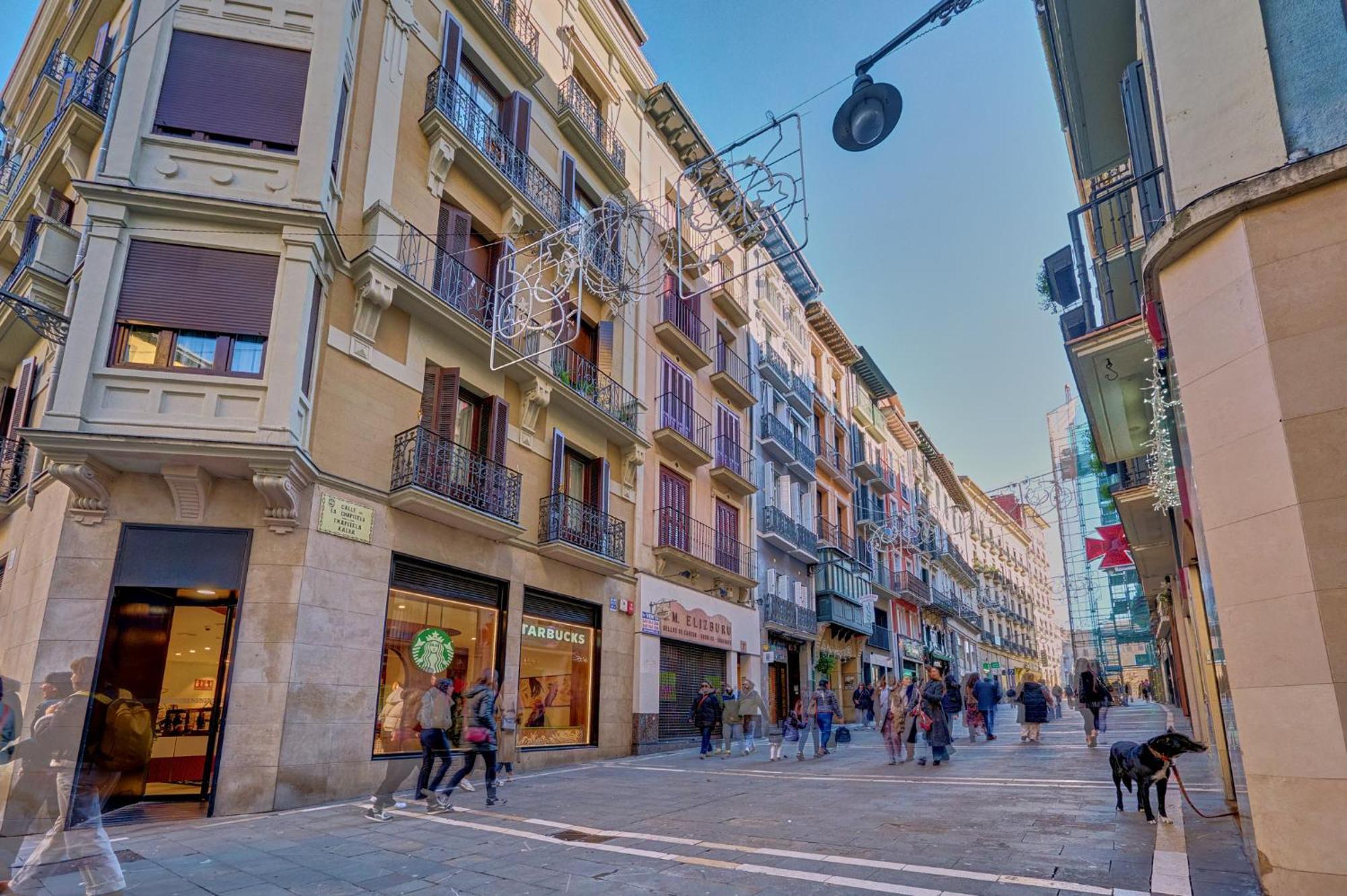 Ferienwohnung La Chapitela 7 By Clabao Pamplona Exterior foto